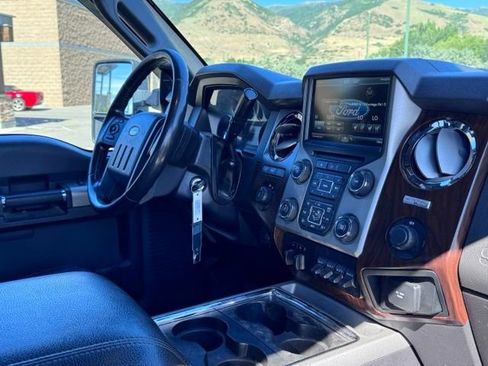 Used 2014 Ford F350 Lariat w/ Lariat Ultimate Package AWD/4WD image 18