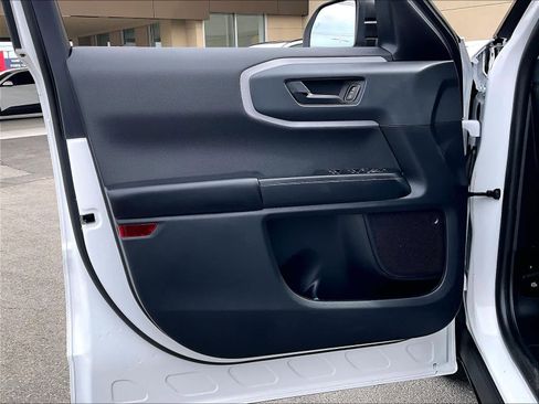 Used 2024 Ford Bronco Sport Big Bend w/ Convenience Package AWD/4WD image 8