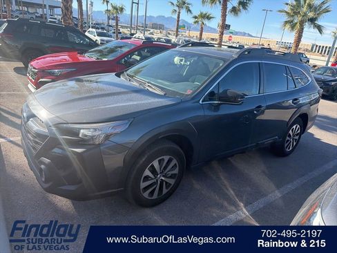 Used 2023 Subaru Outback Premium image 1