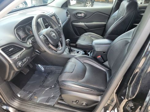 Used 2022 Jeep Cherokee Latitude Lux w/ Sun & Sound Group AWD/4WD image 11