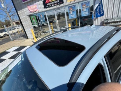 Used 2018 Subaru Crosstrek 2.0i Limited image 17