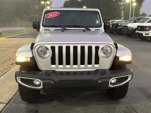 Used 2022 Jeep Wrangler Unlimited Sahara w/ Cold Weather Group image 7