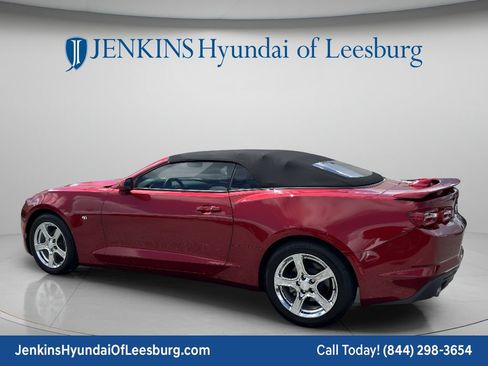 Used 2024 Chevrolet Camaro LT w/ Technology Package RWD image 8