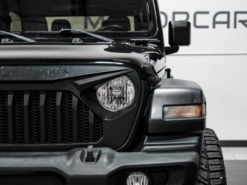 Used 2020 Jeep Wrangler Sport AWD/4WD image 39