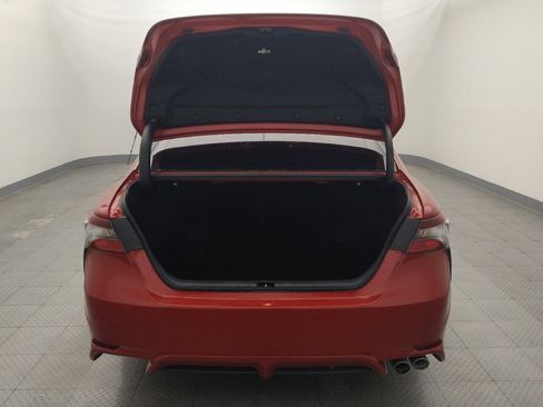 Used 2021 Toyota Camry SE image 29