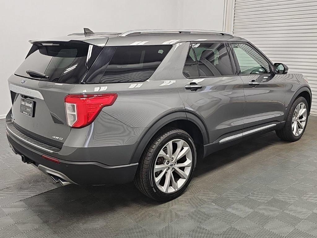 Used 2023 Ford Explorer Platinum w/ Technology Package AWD/4WD image 9