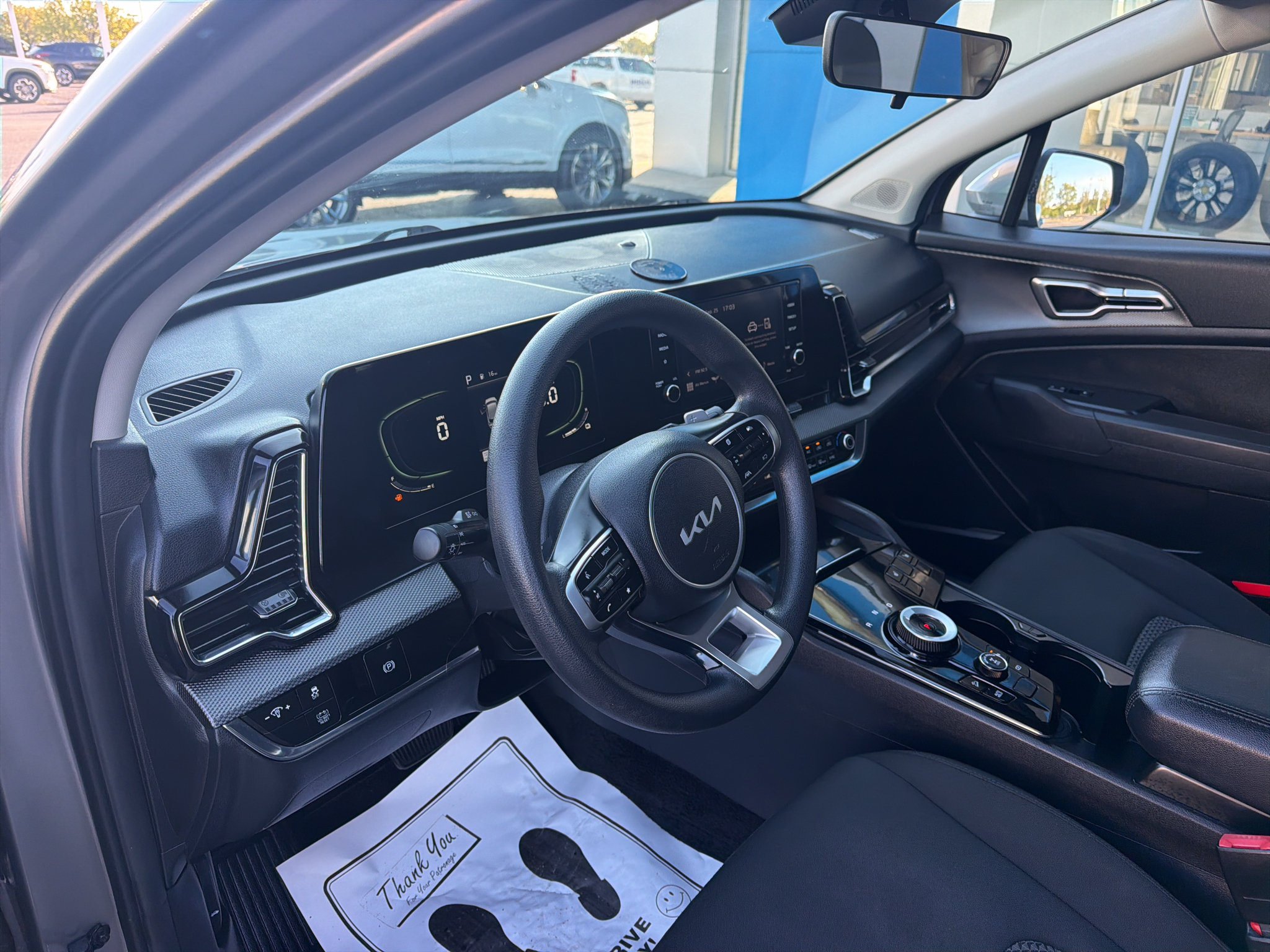 Used 2023 Kia Sportage LX AWD/4WD image 17