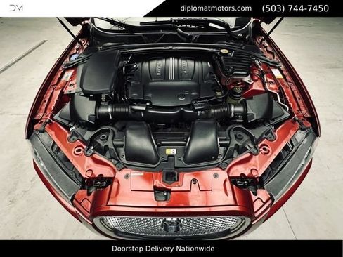 Used 2013 Jaguar XF Supercharged RWD image 48