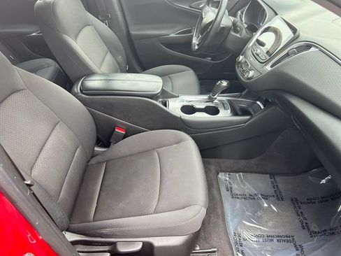 Used 2016 Chevrolet Malibu LT FWD image 16