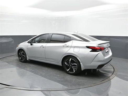 New 2025 Nissan Versa SR w/ Trunk Package image 5