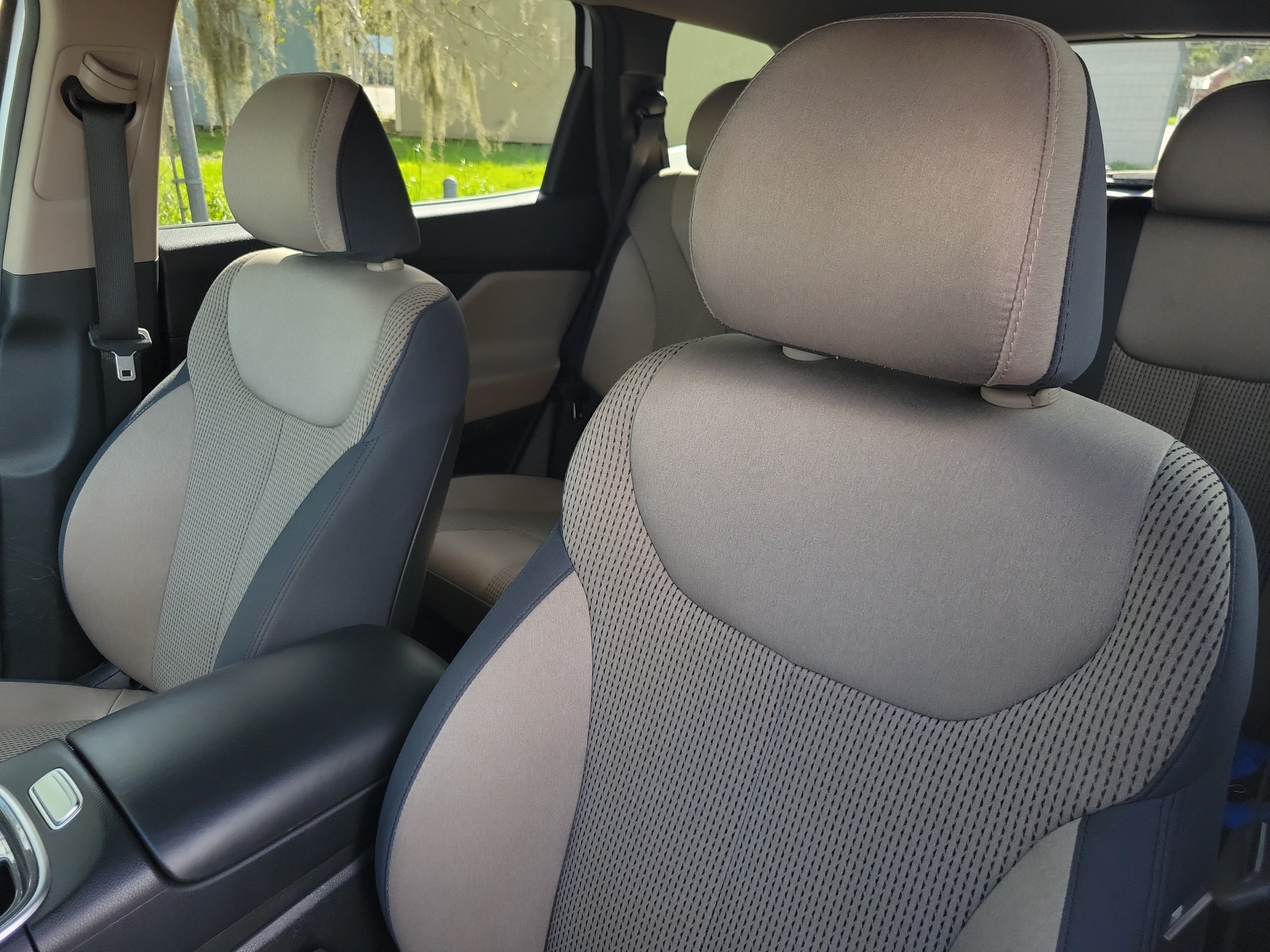 Used 2023 Hyundai Santa Fe SEL FWD image 10