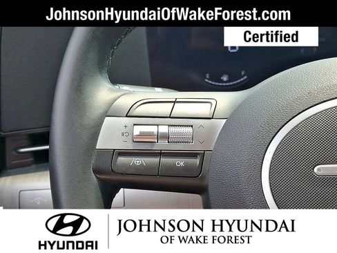 Certified 2024 Hyundai Kona SEL FWD image 17