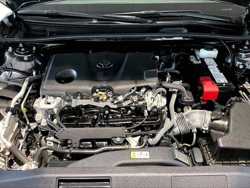 Used 2022 Toyota Camry XLE w/ Carpet Mat Package (TMS) image 24