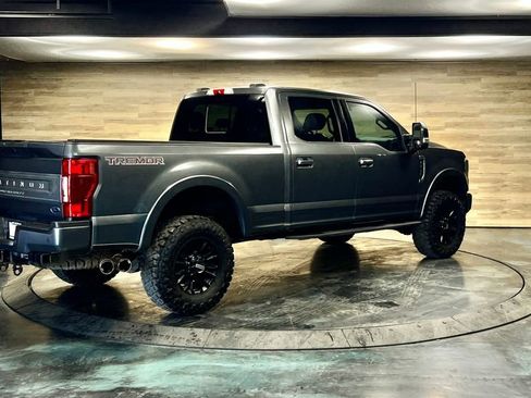 Used 2022 Ford F250 Platinum w/ Tremor Off-Road Package AWD/4WD image 19