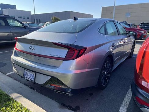 Used 2021 Hyundai Sonata Limited FWD image 4