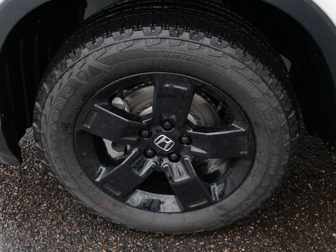 Certified 2026 Honda Ridgeline Black Edition image 15