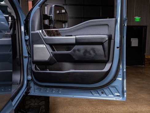 Used 2023 Ford F250 Lariat w/ Lariat Ultimate Package image 36