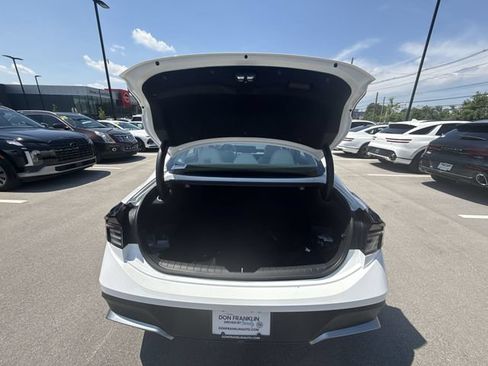 Used 2025 Hyundai Sonata SE FWD image 22