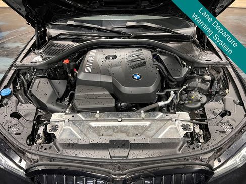 Used 2025 BMW 330i Sedan w/ M Sport Package RWD image 17