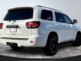 Used 2022 Toyota Sequoia SR5 video 2