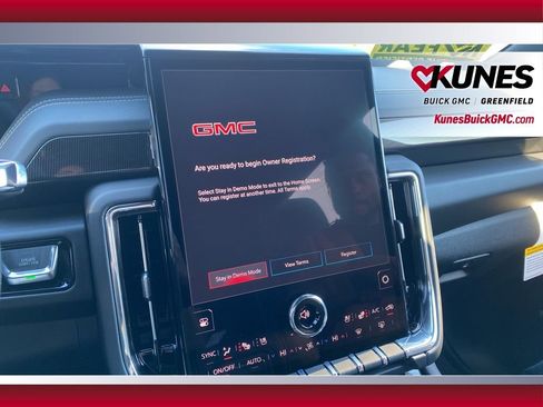 New 2026 GMC Yukon XL Elevation w/ Elevation Premium Package image 30