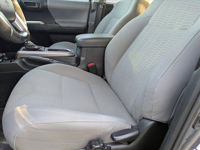 Used 2019 Toyota Tacoma SR5 RWD image 12