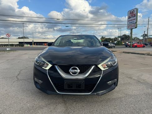 Used 2017 Nissan Maxima Platinum image 1