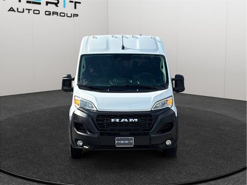 Used 2026 RAM ProMaster 2500 w/ Convenience Group FWD image 3