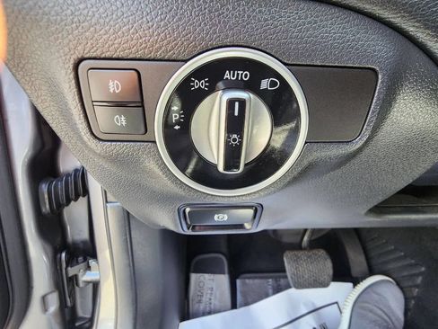 Used 2020 Mercedes-Benz GLA 250 4MATIC image 18