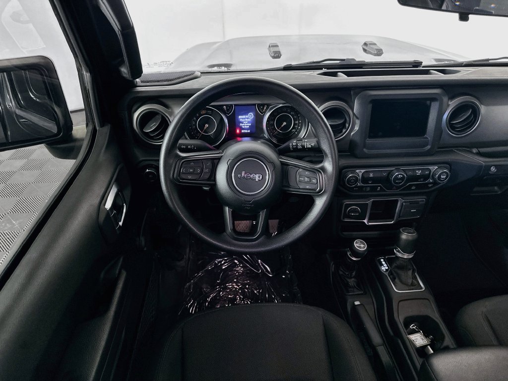 Used 2023 Jeep Wrangler Unlimited Sport AWD/4WD image 29