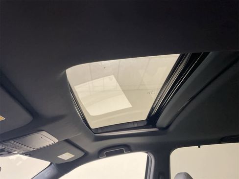 Used 2019 Honda Passport EX-L image 3