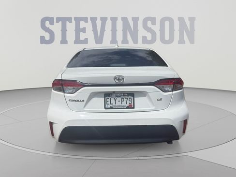 Used 2024 Toyota Corolla LE w/ LE Convenience Package FWD image 4