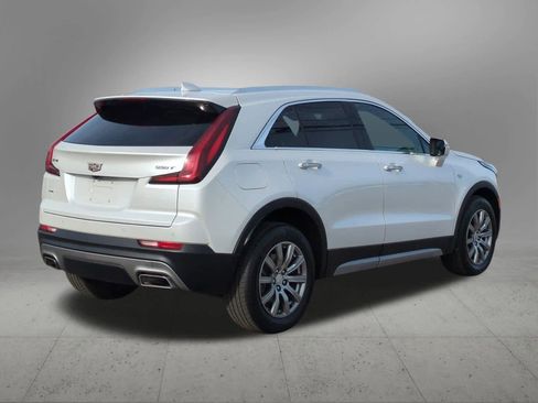 Used 2021 Cadillac XT4 Premium Luxury w/ Cold Weather Package image 6
