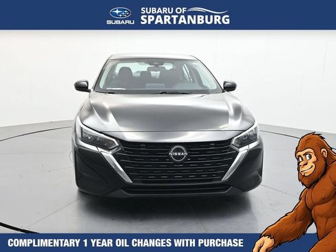 Used 2024 Nissan Sentra SV FWD image 2