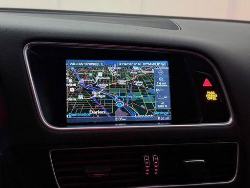 Used 2016 Audi Q5 2.0T Premium Plus w/ Technology Package image 31