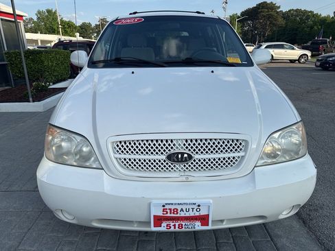 Used 2005 Kia Sedona EX image 8