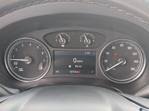 Used 2023 Buick Enclave Essence FWD image 13