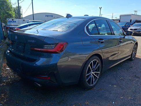 Used 2019 BMW 330i xDrive Sedan w/ Convenience Package AWD/4WD image 3