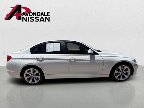 Used 2013 BMW 335i xDrive Sedan AWD/4WD image 7