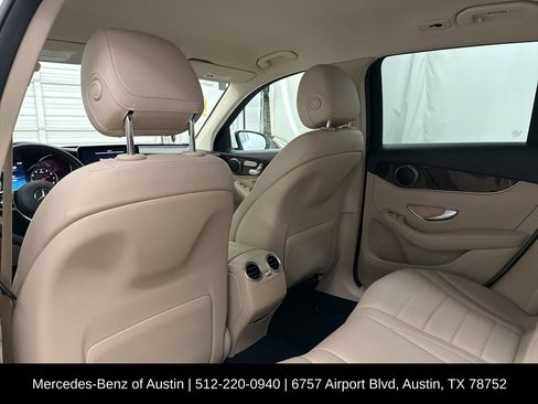Used 2022 Mercedes-Benz GLC 300 image 19