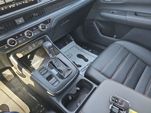 Used 2025 Honda CR-V Sport-L image 28