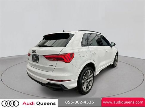 Certified 2025 Audi Q3 2.0T Premium w/ Convenience Package image 4