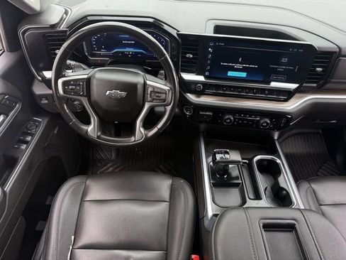 Used 2022 Chevrolet Silverado 1500 RST image 13