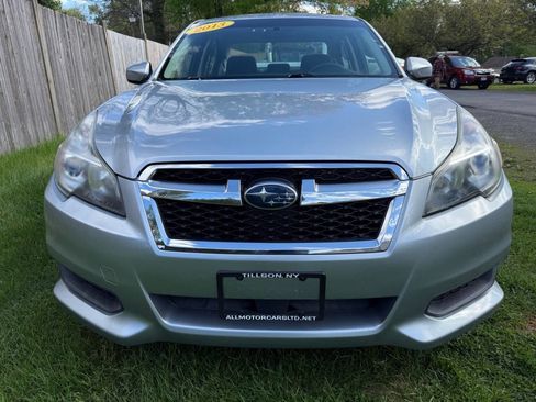 Used 2013 Subaru Legacy 2.5i Premium AWD/4WD image 3