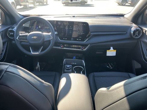 New 2026 Chevrolet Equinox LT w/ Convenience Package II image 51