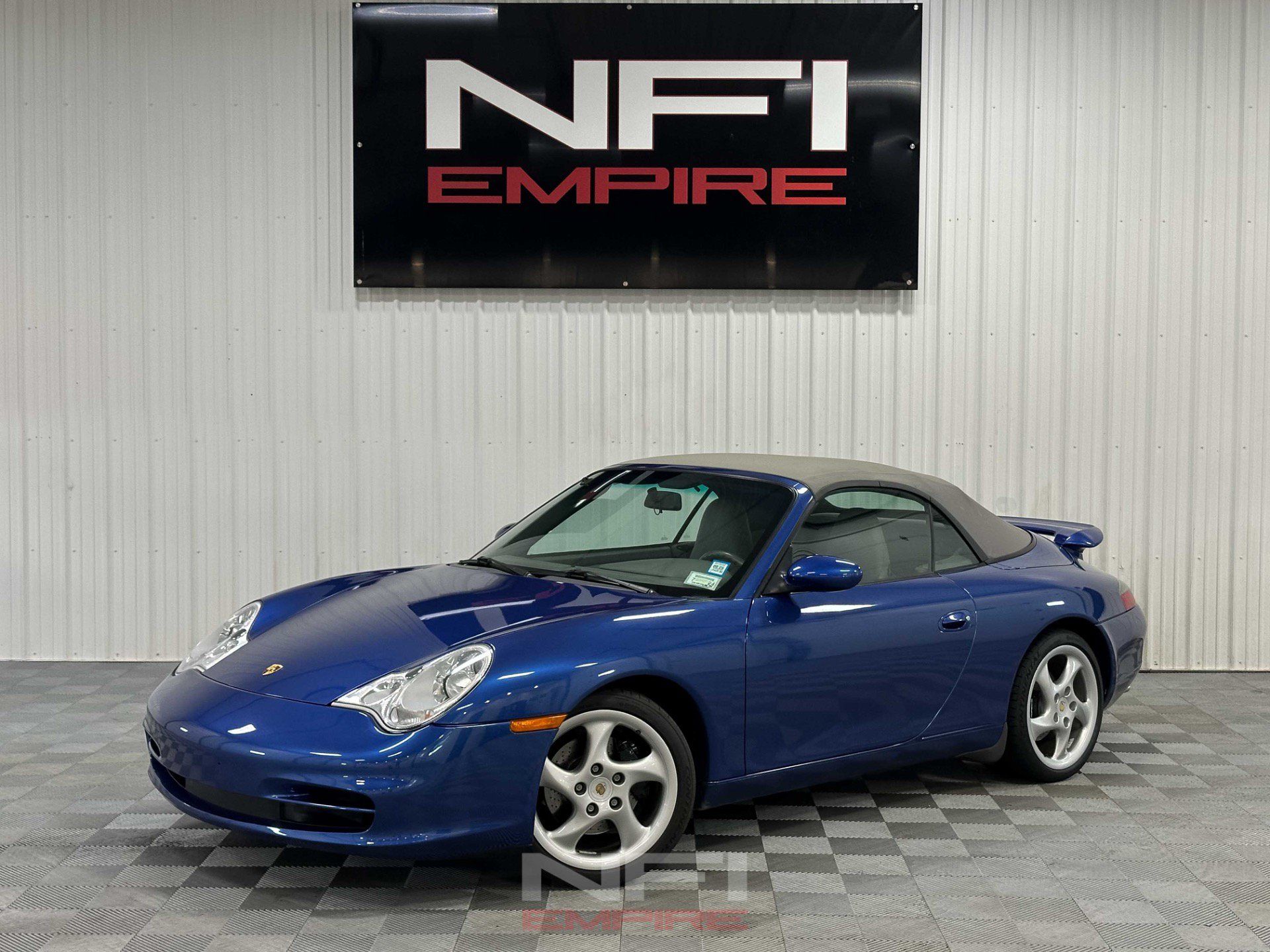 Used 2002 Porsche 911 Cabriolet image 2