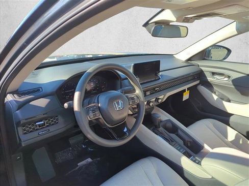 New 2025 Honda Accord SE image 3