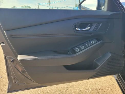Used 2023 Honda Accord Touring image 17