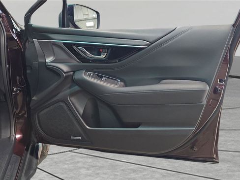 Used 2023 Subaru Outback Limited image 28