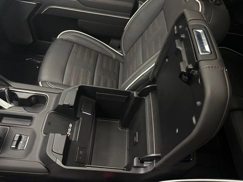 Used 2024 GMC Sierra 1500 AT4X AWD/4WD image 37